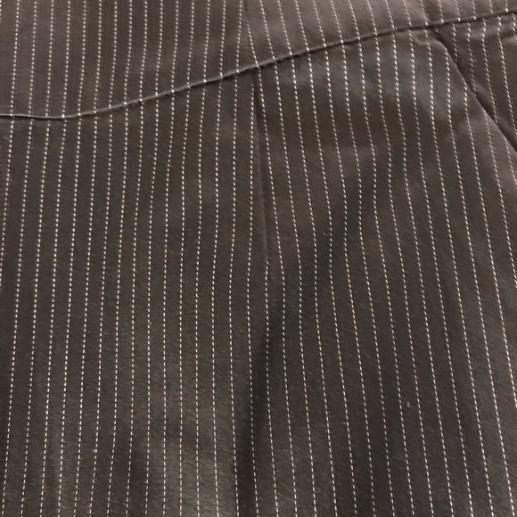NWT, Banana Republic Pinstripe Pencil Skirt, Size 8, & Black - Picture 2 of 6